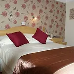 Rickerby Grange Pensión 4*
