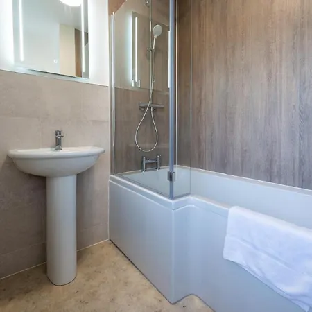 Rickerby Grange בית הארחה 4*