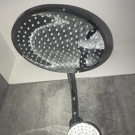 Konukevi Rickerby Grange 4*